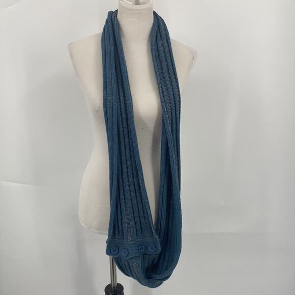 Unbranded Blue & Gray Knit Scarf with 4 Blue Buttons - Picture 5 of 6